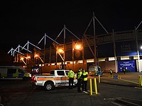 Вертолет владельца футбольного клуба "Лестер Сити" разбился на парковке возле стадиона команды. 27 октября 2018 г.