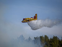 Пожар в районе Модиин, в тушении огня принимают участие 4 самолета