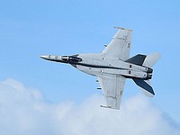 Истребитель-бомбардировщик F/A-18 Hornet   