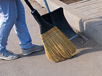 Новый мэр Тверии объявил об отмене уборочных работ, призвав жителей соблюдать чистоту