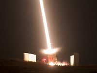 Запуск противоракеты "Железным куполом" (архив)