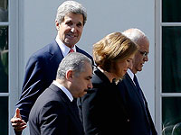 Джон Керри, Саиб Арикат, Ципи Ливни и Мухаммад Штайе в Вашингтоне в 2013 году