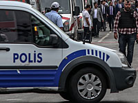 Полицейский открыл огонь в турецком аэропорту 