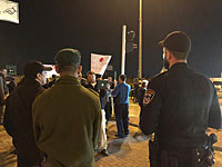 На въезде в Сдерот проходит митинг местных жителей