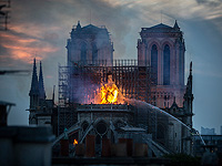 Пожар в Соборе Парижской Богоматери   