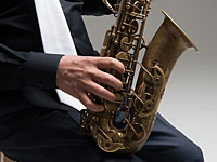 У итальянского коллекционера украли 35 редких саксофонов