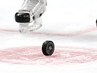 Хоккей: сборные Беларуси и Казахстана вернулись в элитный дивизион