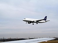     Суперджет "Аэрофлота", летевший в Самару, вернулся в Шереметьево