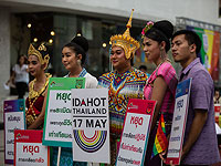 В Азии отметили день солидарности с ЛГБТ. Фоторепортаж 
