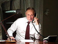 Владимир Путин провел телефонную конференцию с Ангелой Меркель и Эммануэлем Макроном
