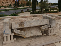 В Иерусалиме вандалами разрушен памятник художнику Уильяму Ханту