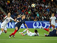 Матч открытия чемпионата мира: француженки разгромили сборную Южной Кореи