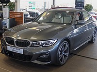"Делек Моторс" начинает продажи "гибрида" BMW 3 Series