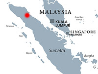 Пожар в Индонезии в доме, где была спичечная фабрика: десятки погибших