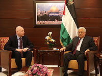 "Исраэль а-Йом": под давлением США и арабских стран Аббас идет на переговоры