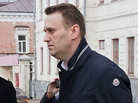 Навальный требует от СК проверить версию отравления
