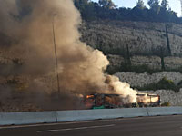 На Первом шоссе загорелся автобус, нет пострадавших