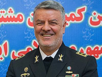 Главком ВМС Ирана обещал агрессору "сокрушительный удар"
