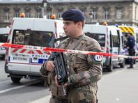 "Возможно, это теракт": мужчина, убивший четырех человек в Париже, был исламистом