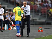 В Сингапуре бразильцы сыграли вничью со сборной Нигерии. Неймар опять получил травму