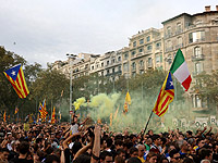 Полмиллиона сторонников независимости Каталонии вышли на марш в центре Барселоны