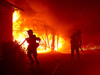 В связи с пожарами 200 тысяч жителей Калифорнии получили распоряжение об эвакуации
