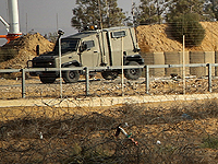 На границе Газы бутылка с коктейлем Молотова брошена в армейский джип
