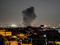 Дым после израильского авиаудара в Рафахе на юге Сектора Газа, 12 ноября 2019 года