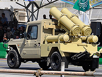Мобильная ракетная установка "Фалак" на военном параде в Тегеране
