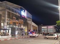Стрельба в торговом центре деревни Ярка; пятеро пострадавших