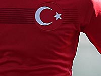 Федерация футбола Турции оштрафована за поддержку бомбардировок Сирии