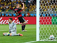 Four Four Two. Лучшим матчем десятилетия признано "унижение сборной Бразилии