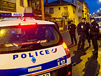 Мужчина, напавший на прохожих в пригороде Парижа, страдал психическим заболеванием