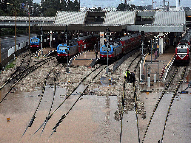 Зимняя буря: прервано движение поездов севернее Хайфы