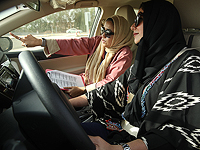 Саудовская Аравия призывает женщин работать водителями такси