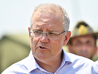 Премьер-министр Австралии Скотт Моррисон на острове Кенгуру, к юго-западу от Аделаиды, после разрушительных лесных пожаров, которые сожгли треть острова. Австралия, 8 января 2020 года