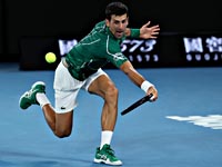 Новак Джокович победил Роджера Федерера и вышел в финал Открытого чемпионата Австралии