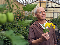 Лауреатом премии Израиля в области в области сельского хозяйства стал профессор Дани Замир