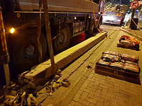 В Тель-Авиве с подъемного крана упал груз: 30-летний рабочий в тяжелом состоянии