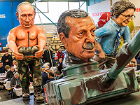 "Игрок-Путин, блоггер-Трамп и шут-Джонсон": всё готово к карнавалу в Майнце. Фоторепортаж