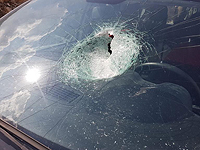 Нападение на автомобиль в Самарии, легко ранена женщина
