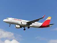 Испанская Iberia объявила о прекращении полетов в Израиль до 31 марта