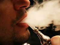 Катар и Кувейт ввели запреты на курение кальяна из-за коронавируса