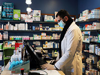 Коронавирус: Италия закрывает все магазины, кроме аптек и продуктовых