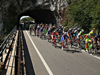 Велогонка "Джиро д`Италия" отложена