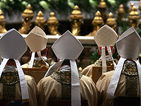 Ватикан: пасхальные службы будут проходить без присутствия верующих