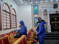 Дезинфекция синагоги в Бат Яме