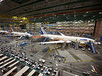 Boeing останавливает производство