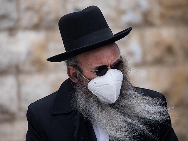 С 12 апреля израильтяне будут обязаны надевать маску, выходя из дома