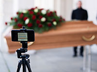 "Прощание онлайн": в Москве стартовали виртуальные похороны